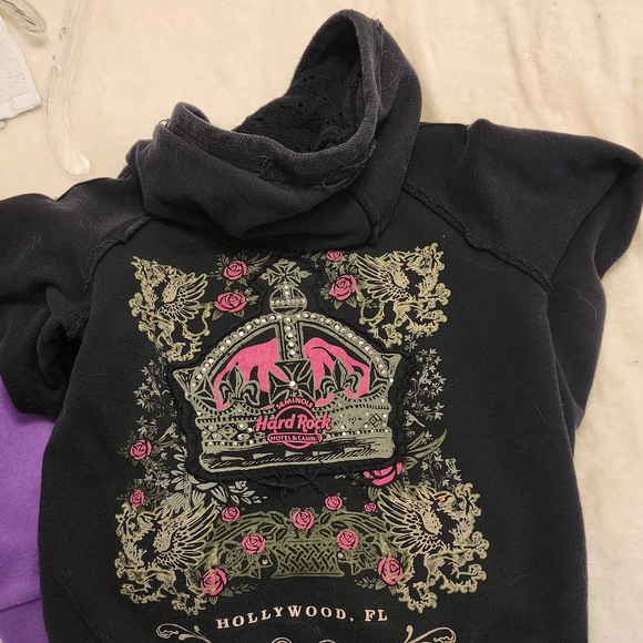 Hard Rock Cafe Black Hoodie with Pink Floral Design - Picture 2 of 4